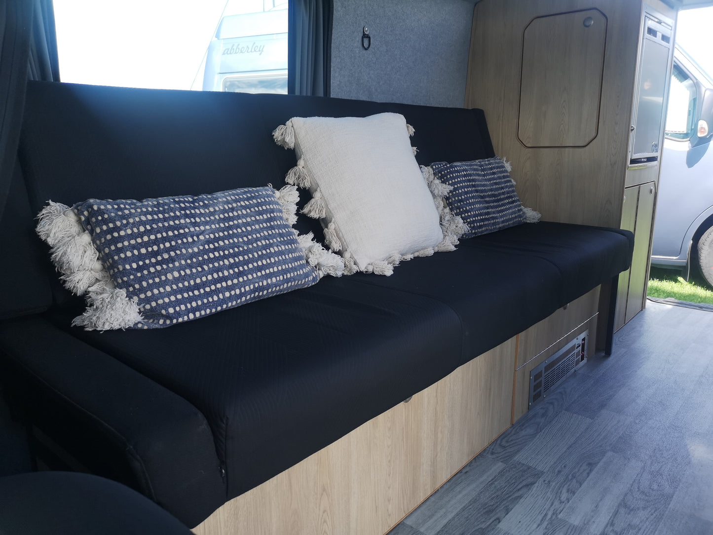 'Mamble' Camper van Conversion for the Renault Trafic, Nissan NV300 & Fiat Talento - cccampers.myshopify.com