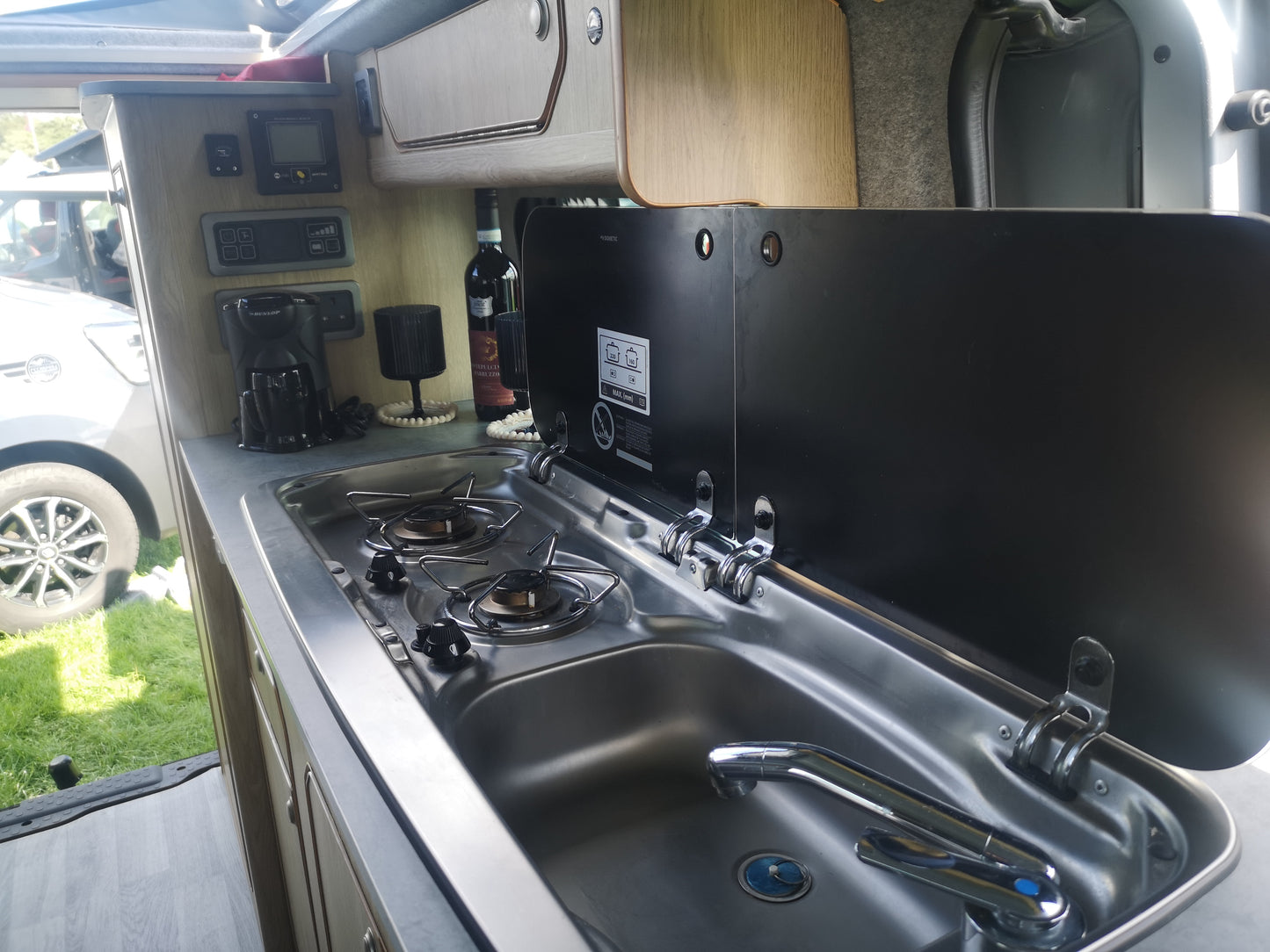 'Mamble' Camper van Conversion for the Renault Trafic, Nissan NV300 & Fiat Talento - cccampers.myshopify.com