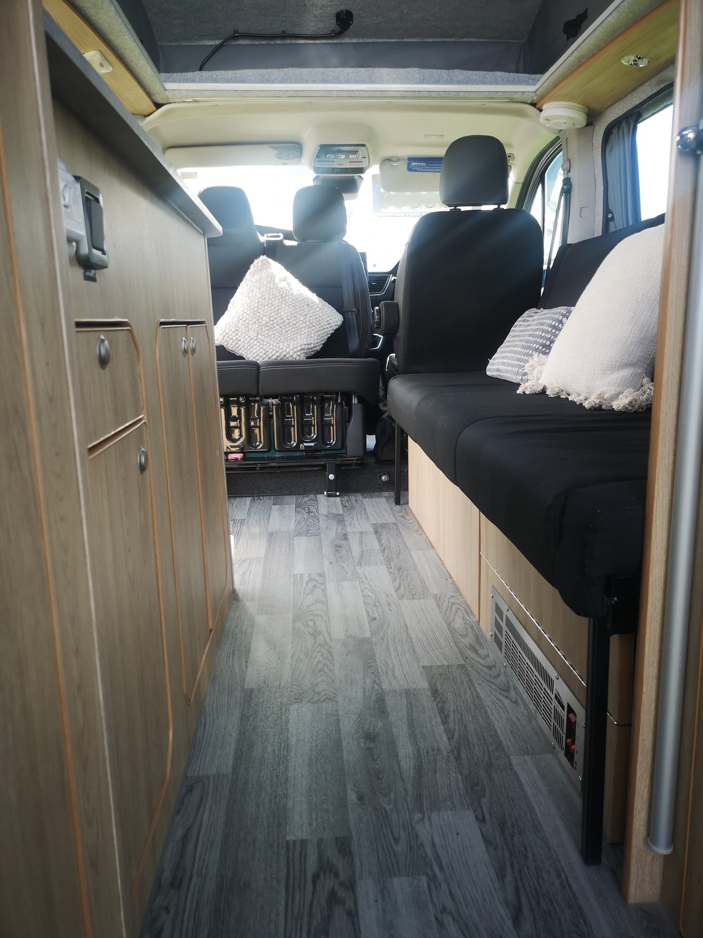 'Mamble' Camper van Conversion for the Renault Trafic, Nissan NV300 & Fiat Talento - cccampers.myshopify.com