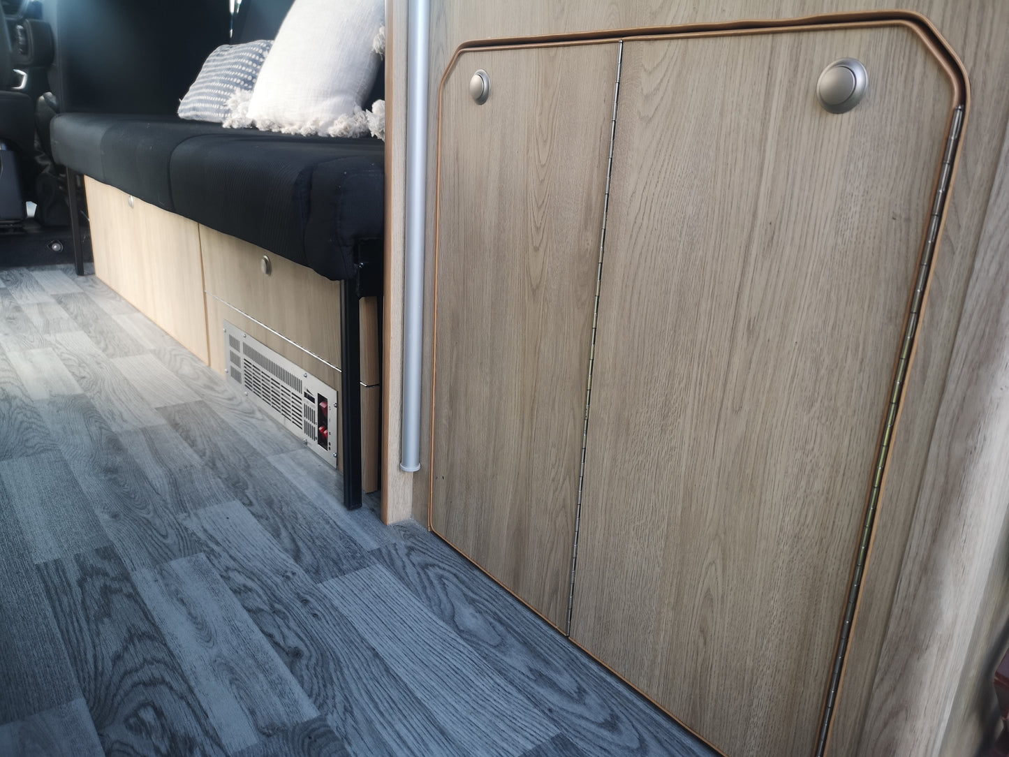 'Mamble' Camper van Conversion for the Renault Trafic, Nissan NV300 & Fiat Talento - cccampers.myshopify.com