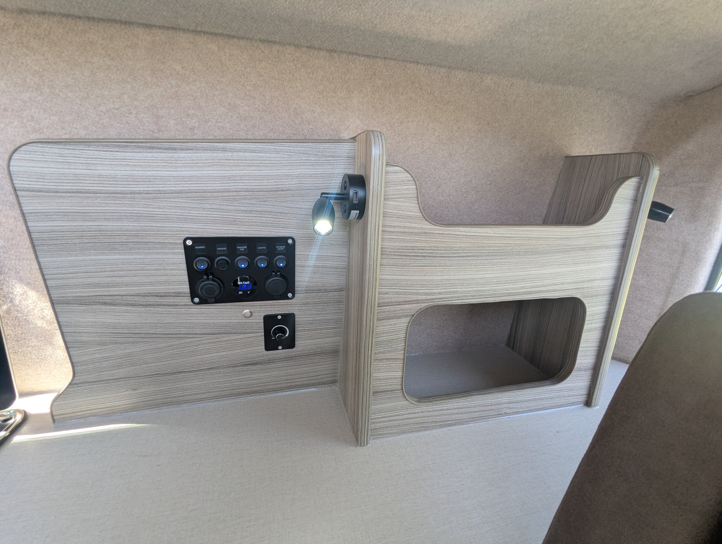 Maxus eDeliver 3 Ultimate Side Kitchen Layout Campervan Conversion – A True Camper with Comfort, Style & Adventure in One!