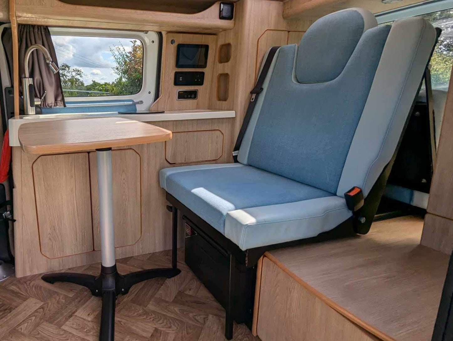M1 Crash-Tested Duo Double Travelling Seat Bed for the Maxus eDeliver3 ED3