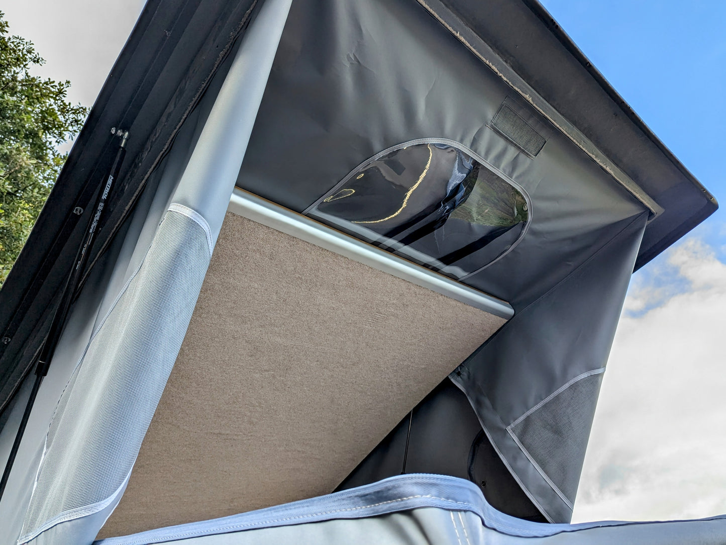 Nissan NV300 Primastar Campervan Conversion – Twin Single Beds or Full-Width Bed You can’t get any bigger!