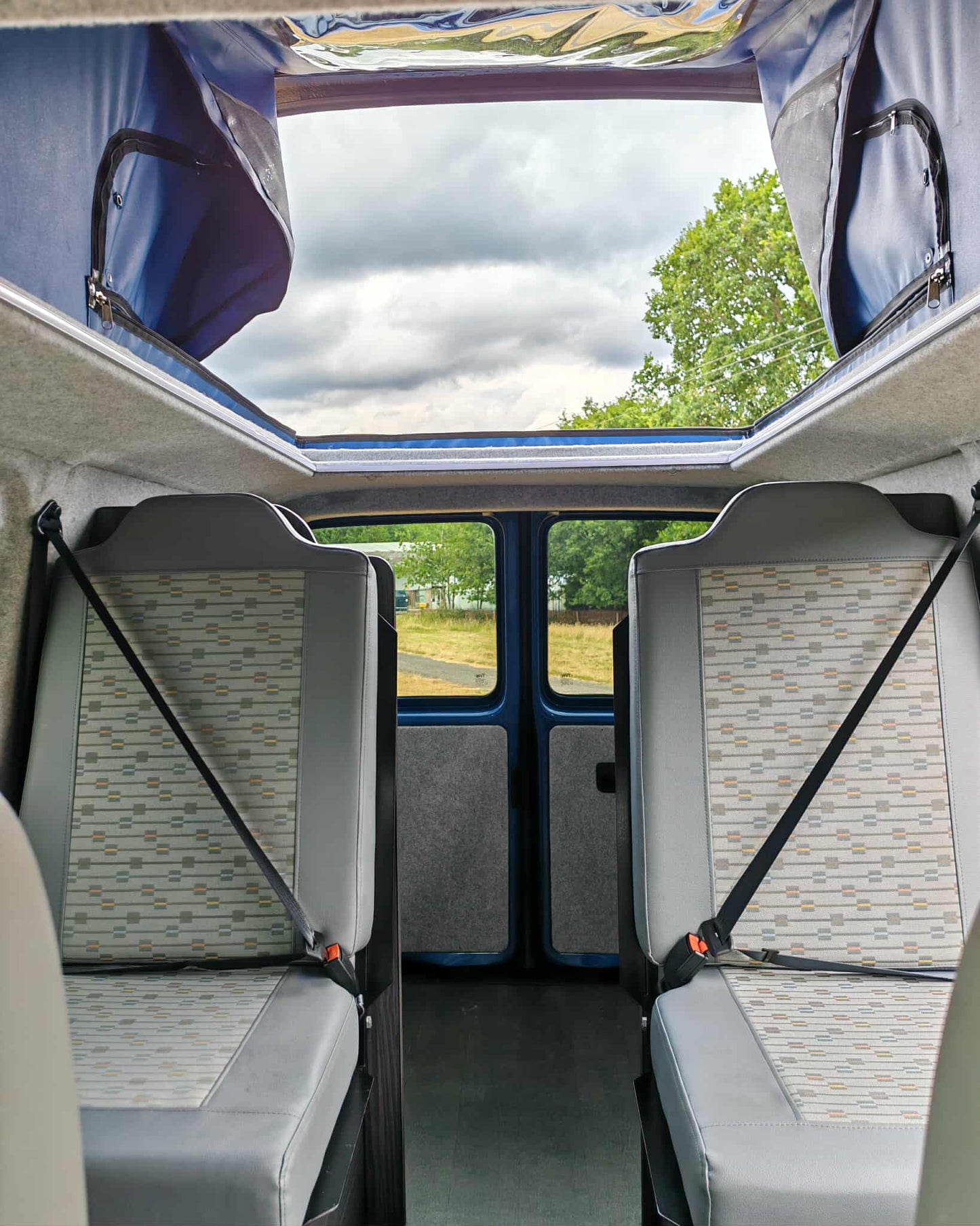Stargaze Pop Up Rear Elevating Roof for the 2003 onward Volkswagen Transporter T5 T6
