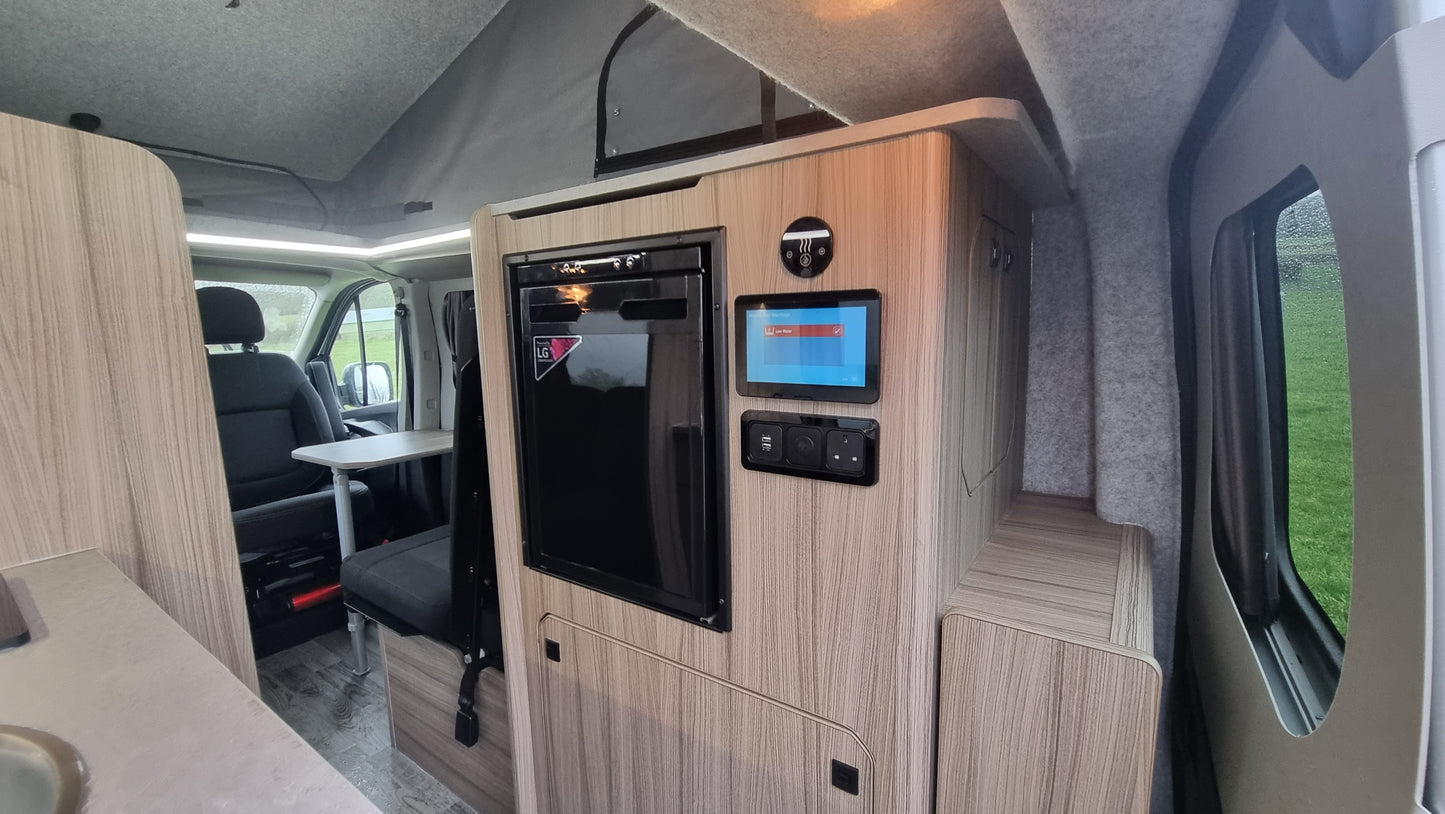 Renault Trafic E-Tech | 100% Electric Gas-Free Luxury Motorhome