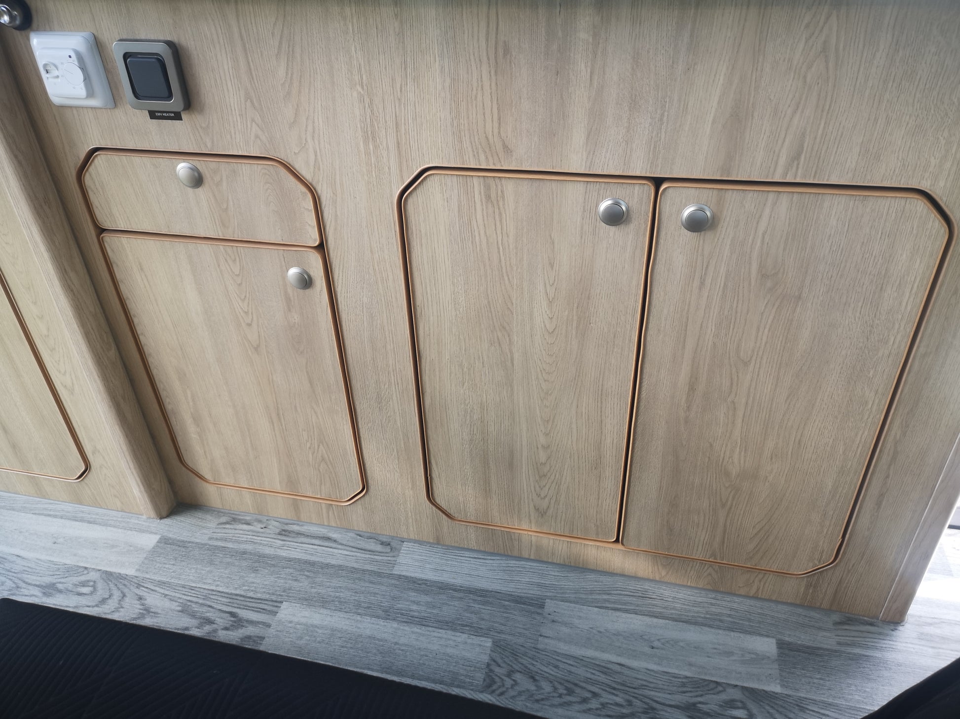 'Mamble' Camper van Conversion for the Renault Trafic, Nissan NV300 & Fiat Talento - cccampers.myshopify.com