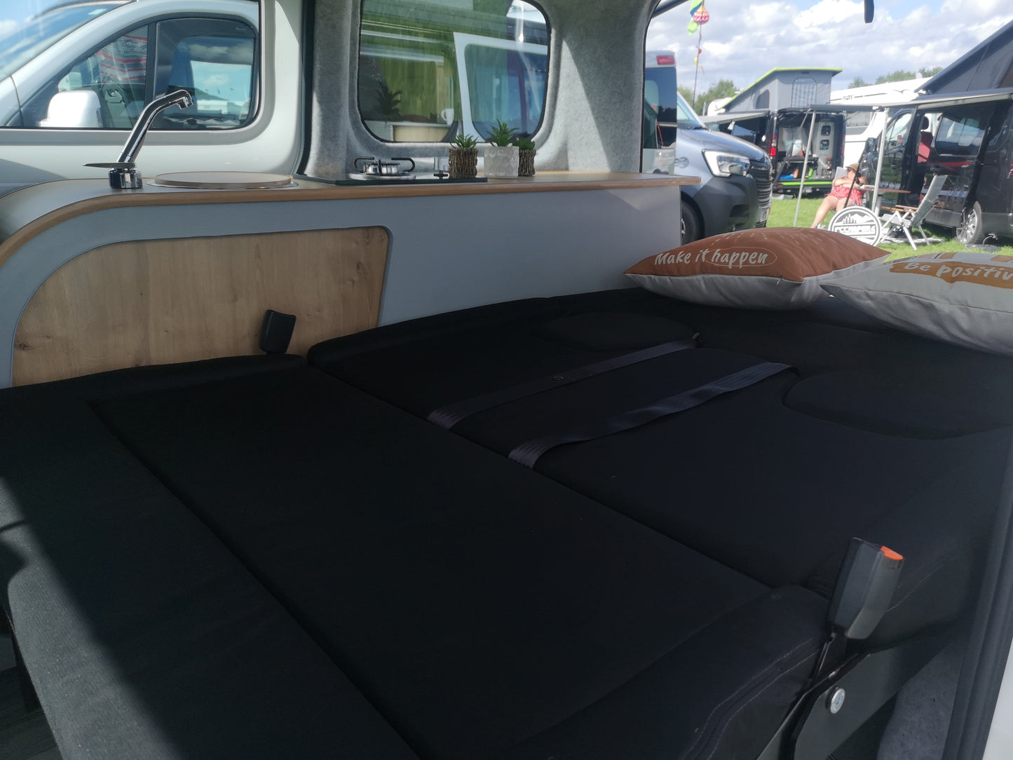 Nissan NV200 Escape Micro Campervan – Meet the Esacpe Petrol Automatic