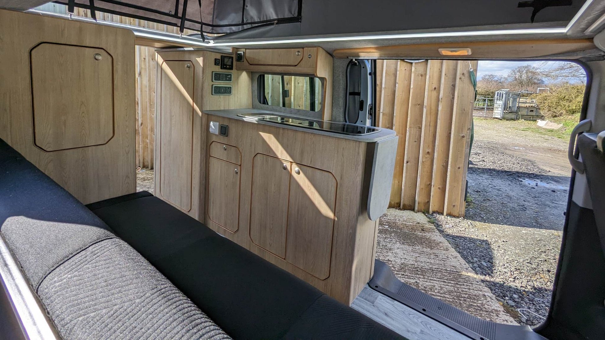 'Mamble' Camper van Conversion for the Renault Trafic, Nissan NV300 & Fiat Talento - cccampers.myshopify.com
