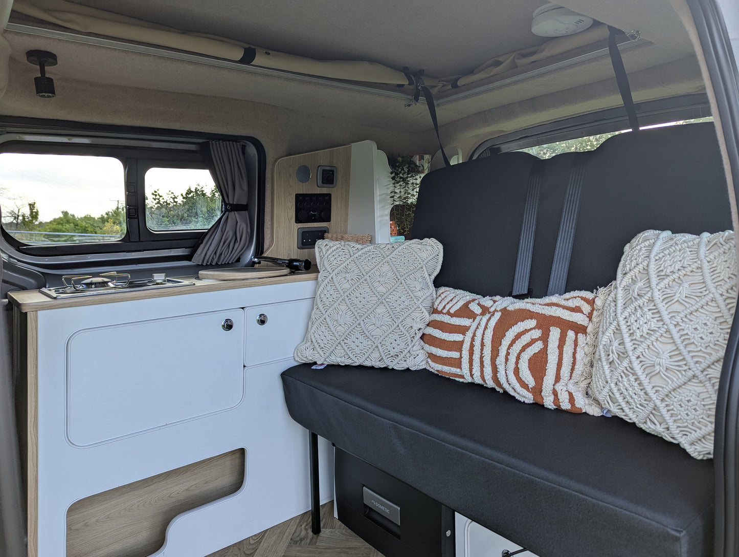 Nissan NV200 Escape Micro Campervan – Meet the Esacpe Petrol Automatic