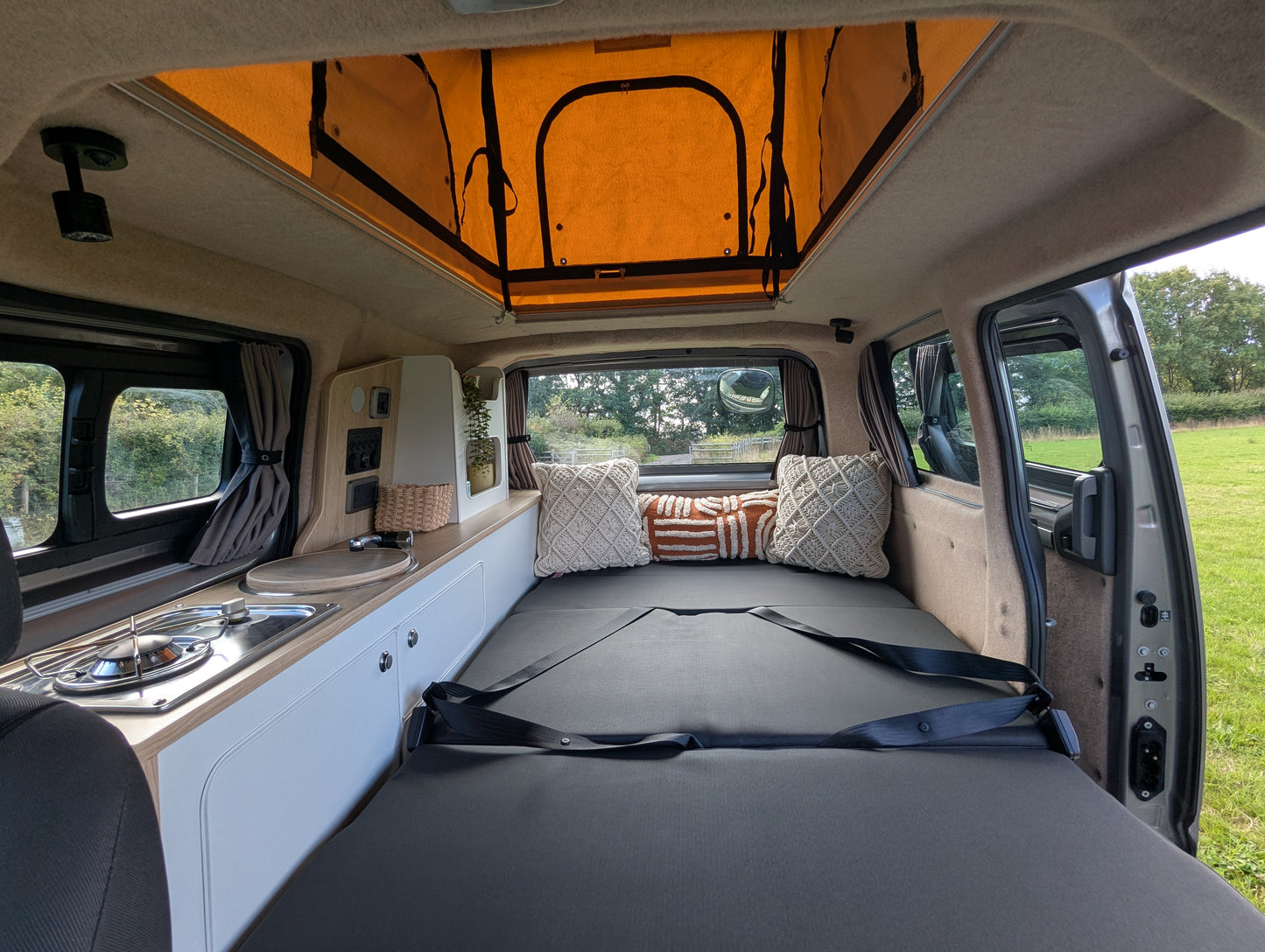 Nissan NV200 Escape Micro Campervan – Meet the Esacpe Petrol Automatic