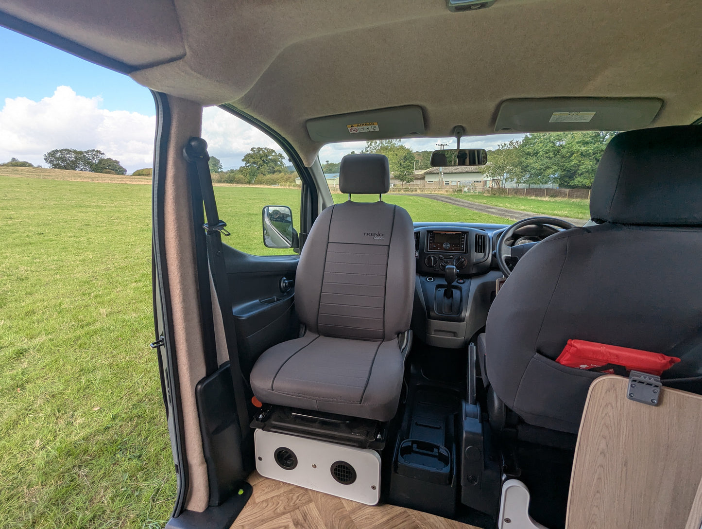 Nissan NV200 Escape Micro Campervan – Meet the Esacpe Petrol Automatic