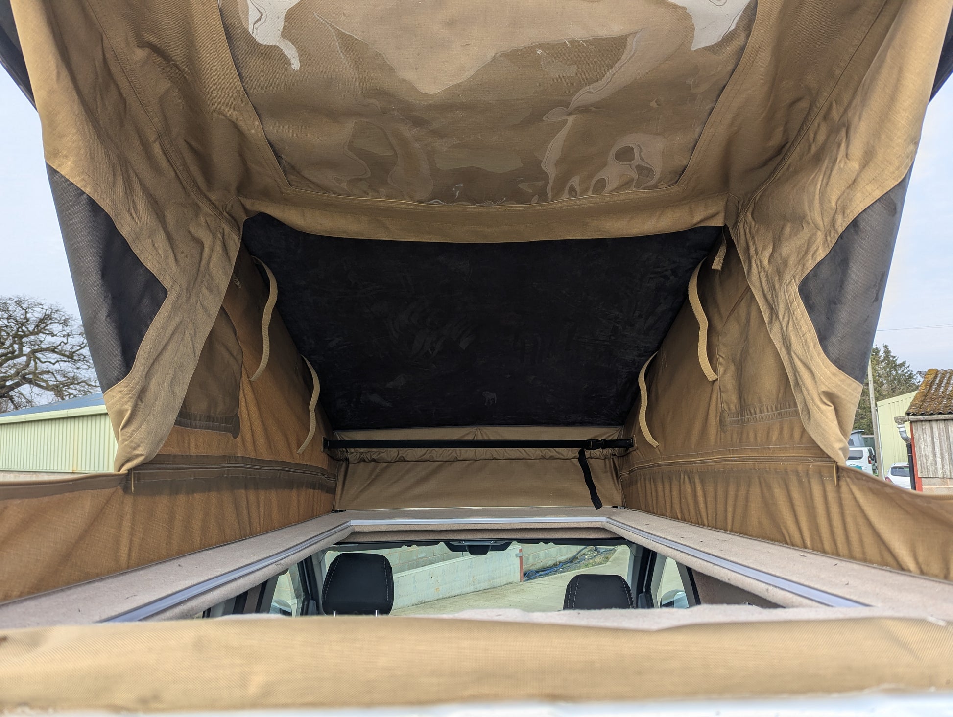 Upgrade your SAIC Maxus eDeliver 3 campervan with the Stargaze Rear Elevating Roof and optional window installation. Enhance headroom, ventilation, and natural light for a more comfortable and spacious adventure. Professionally fitted with high-quality materials.