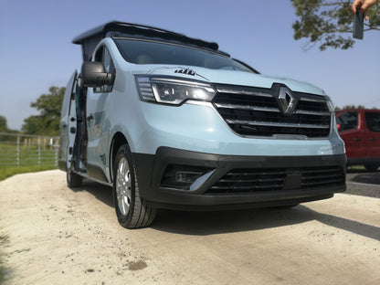 Stargaze Pop Up Elevating Roof for the 2014 onwards RENAULT TRAFIC, NISSAN NV300 & FIAT TALENTO VAUXHALL VIVARO MK 2 - cccampers.myshopify.com