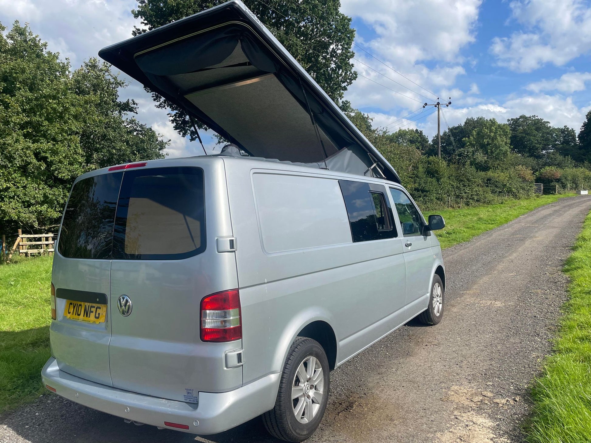 Stargaze Pop Up Rear Elevating Roof for the 2003 onward Volkswagen Transporter T5 T6 - cccampers.myshopify.com