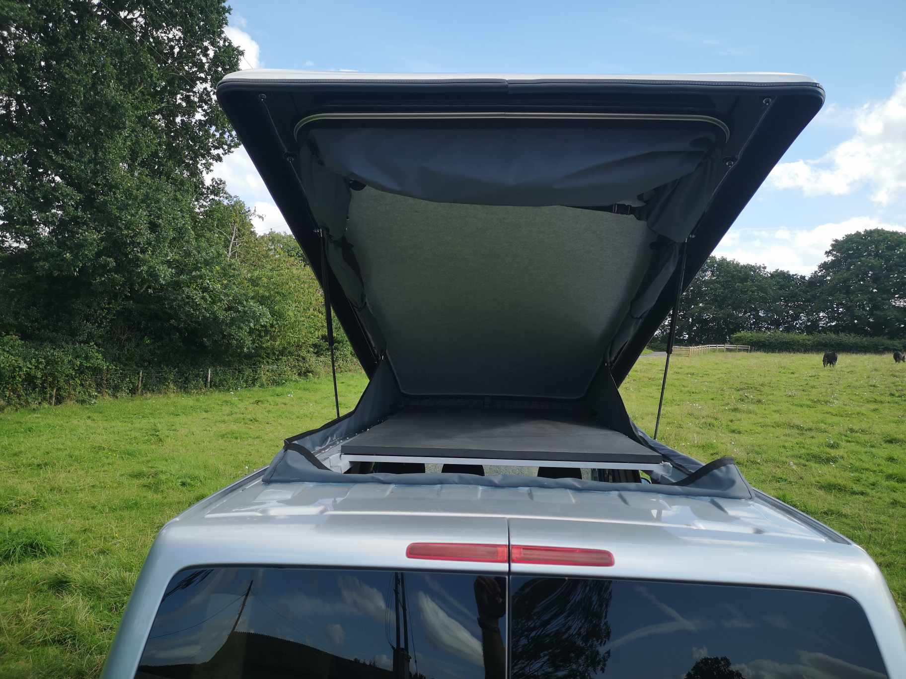 Stargaze Pop Up Rear Elevating Roof for the 2003 onward Volkswagen Transporter T5 T6 - cccampers.myshopify.com