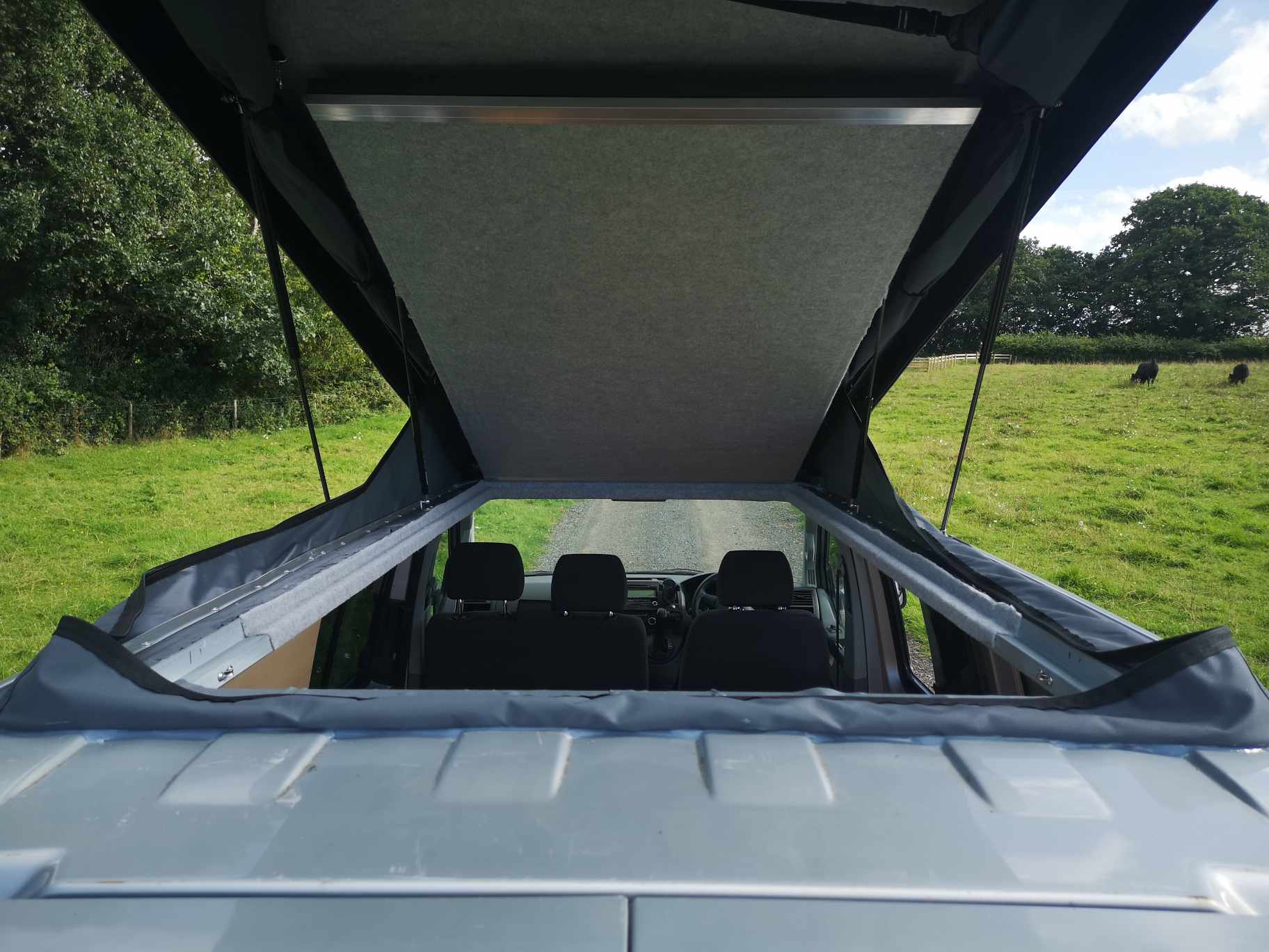Stargaze Pop Up Rear Elevating Roof for the 2003 onward Volkswagen Transporter T5 T6 - cccampers.myshopify.com