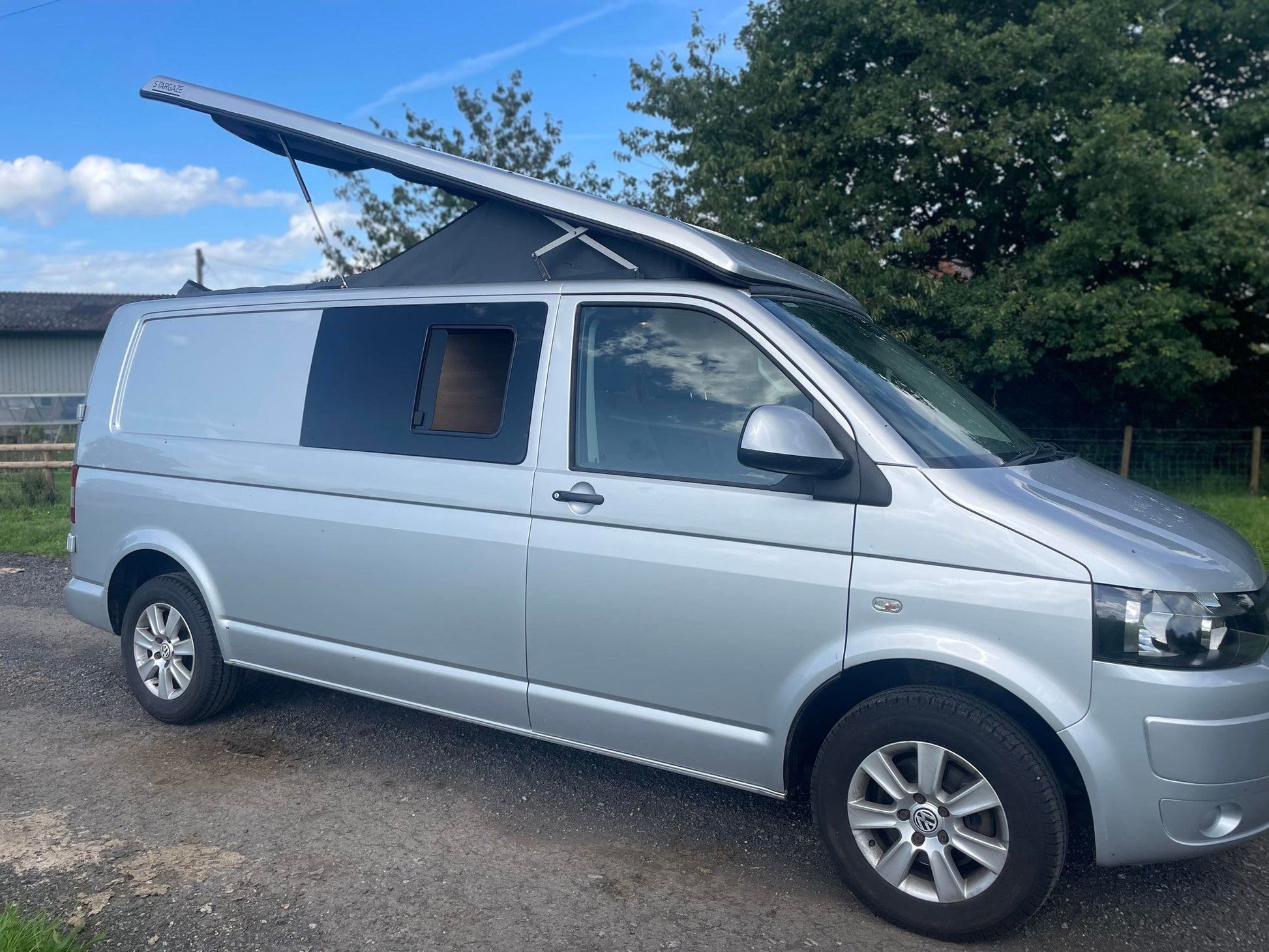 Stargaze Pop Up Rear Elevating Roof for the 2003 onward Volkswagen Transporter T5 T6 - cccampers.myshopify.com