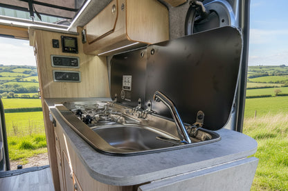 'Mamble' Camper van Conversion for the Renault Trafic, Nissan NV300 & Fiat Talento - cccampers.myshopify.com