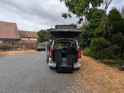Citroën Berlingo Micro Camper Conversion – Panel Van, MPV & Ex-Disability | Side Pull-Out Bed, 50L Fridge