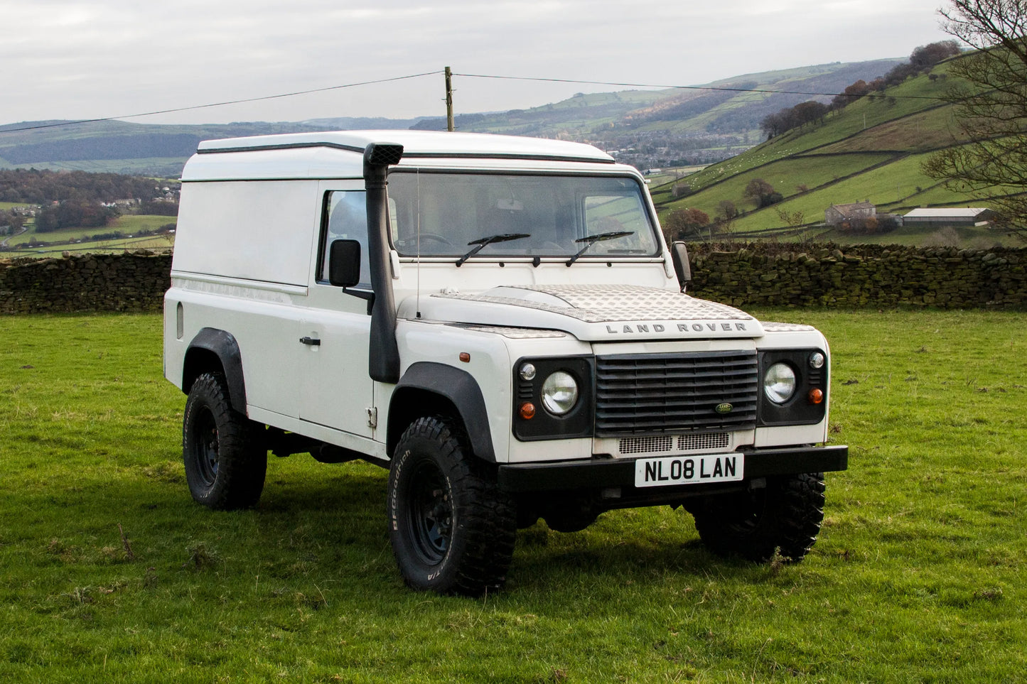 Land Rover Defender 90 & 110 Pop-Top Elevating Roof Installation | CCCAMPERS