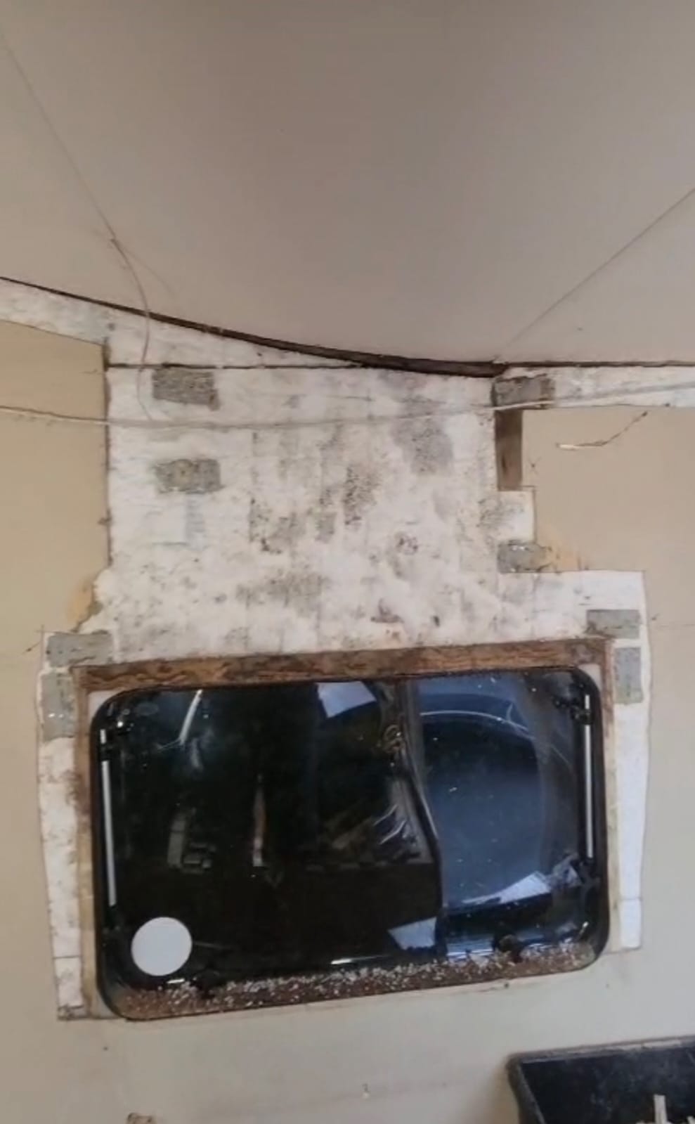 Motorhome, Caravan & Campervan Damp Repair Costing Report Service