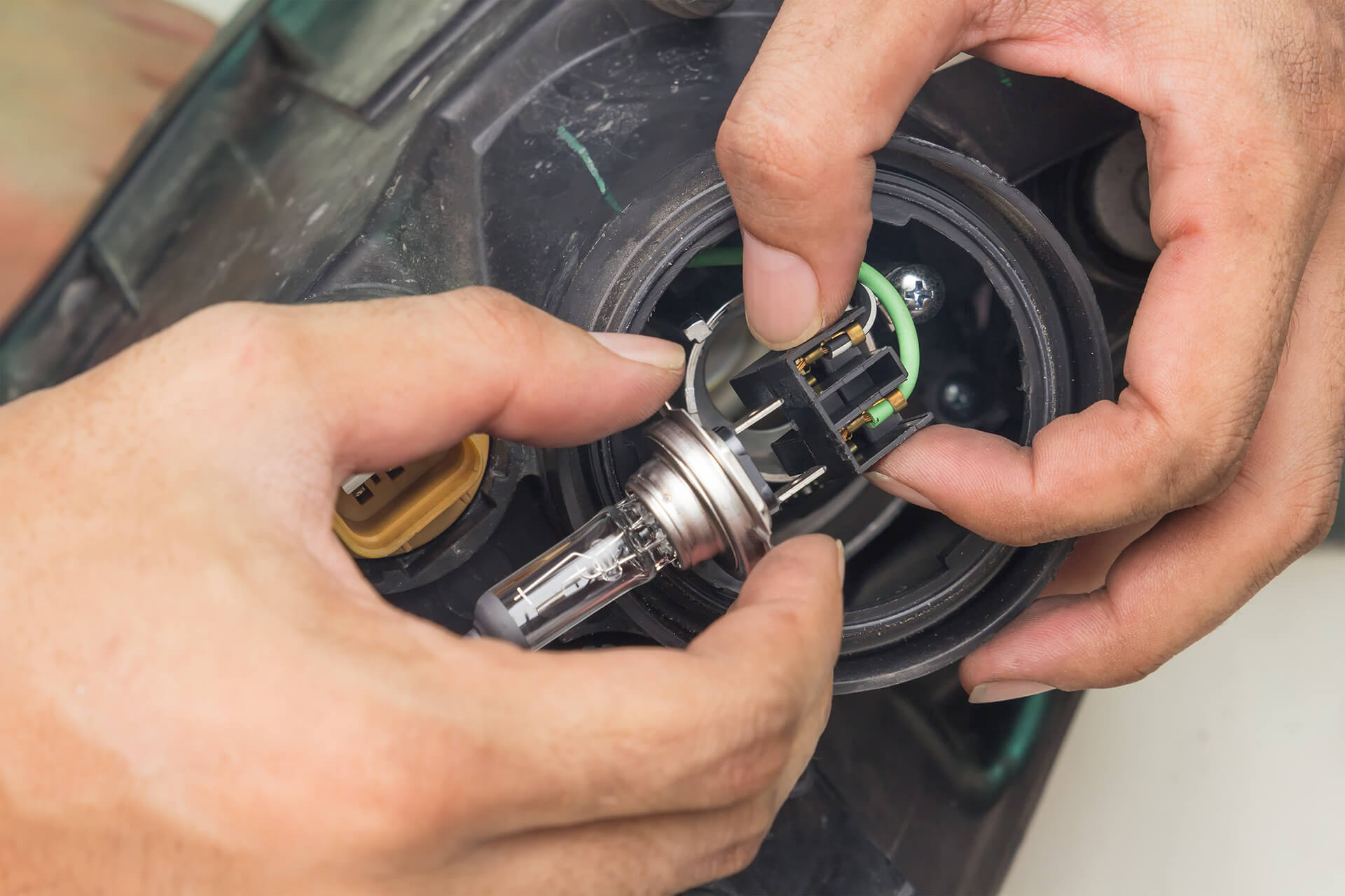 Camper Vehicle light Bulb Replacement - cccampers.myshopify.com