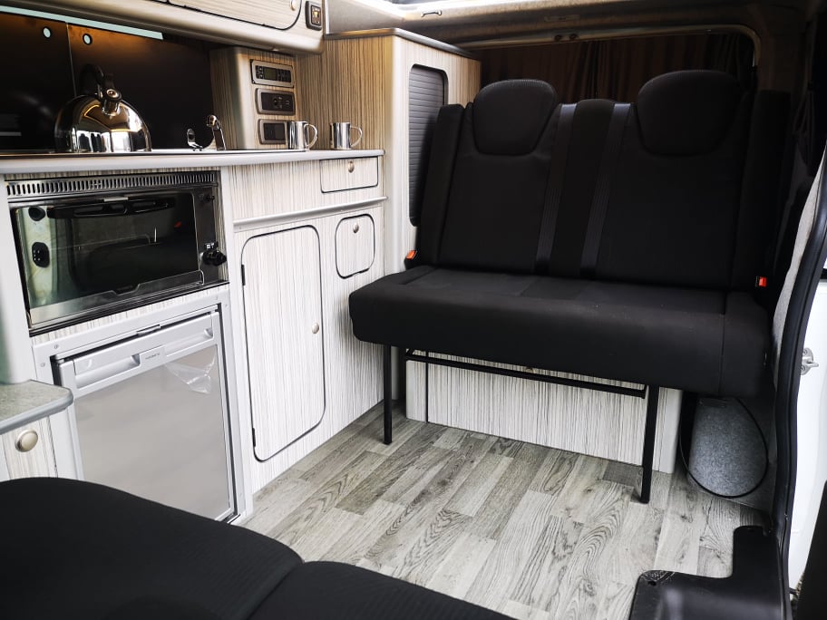The 'Shelsley' Renault Trafic Sport with an automatic option by CCCAMPERS - cccampers.myshopify.com