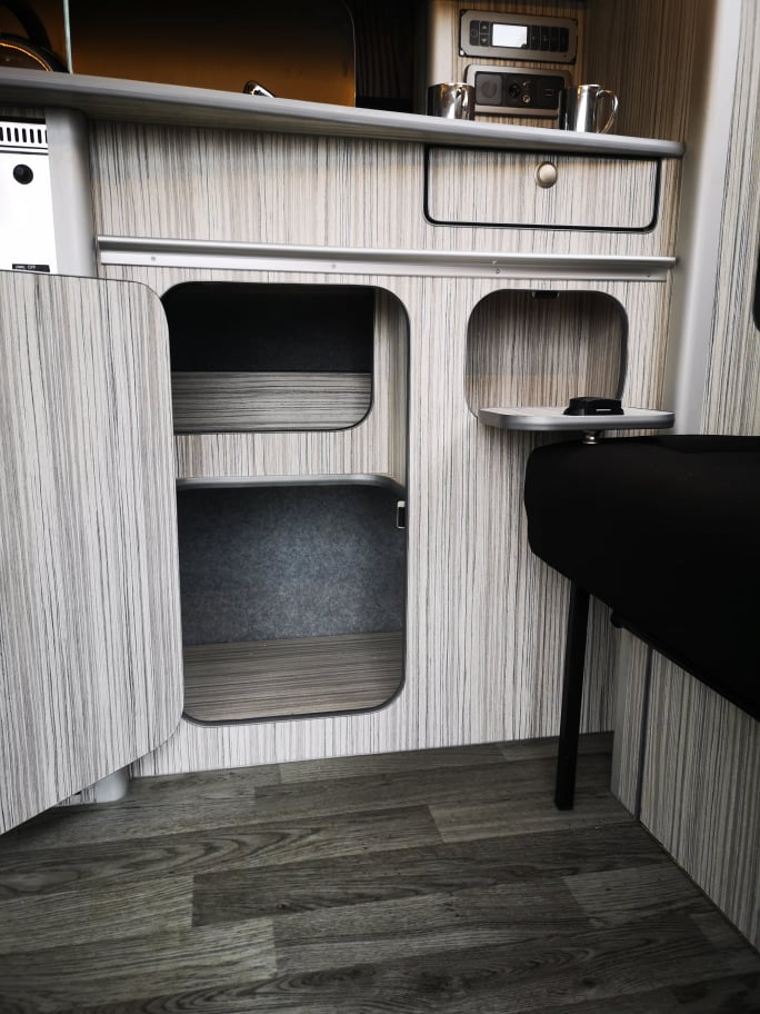 The 'Shelsley' Renault Trafic Sport with an automatic option by CCCAMPERS - cccampers.myshopify.com