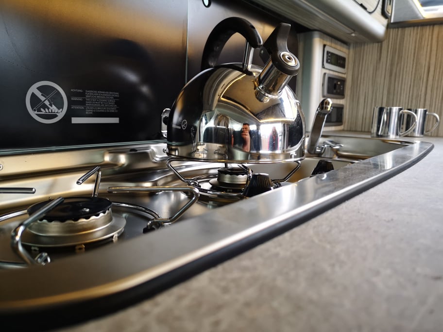 The 'Shelsley' Renault Trafic Sport with an automatic option by CCCAMPERS - cccampers.myshopify.com