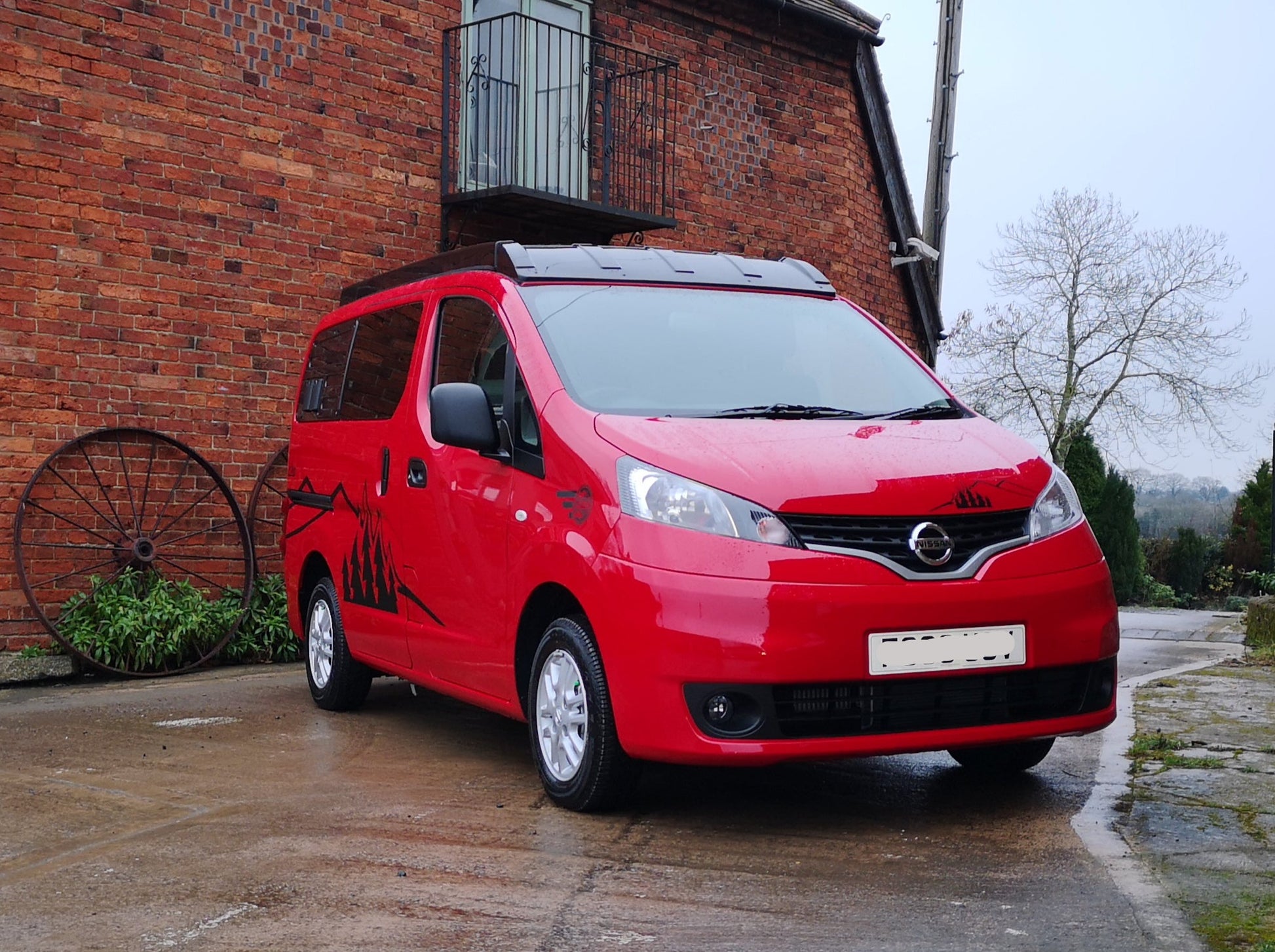 Stargaze Pop Top Elevating Roof For Nissan NV200 - cccampers.myshopify.com