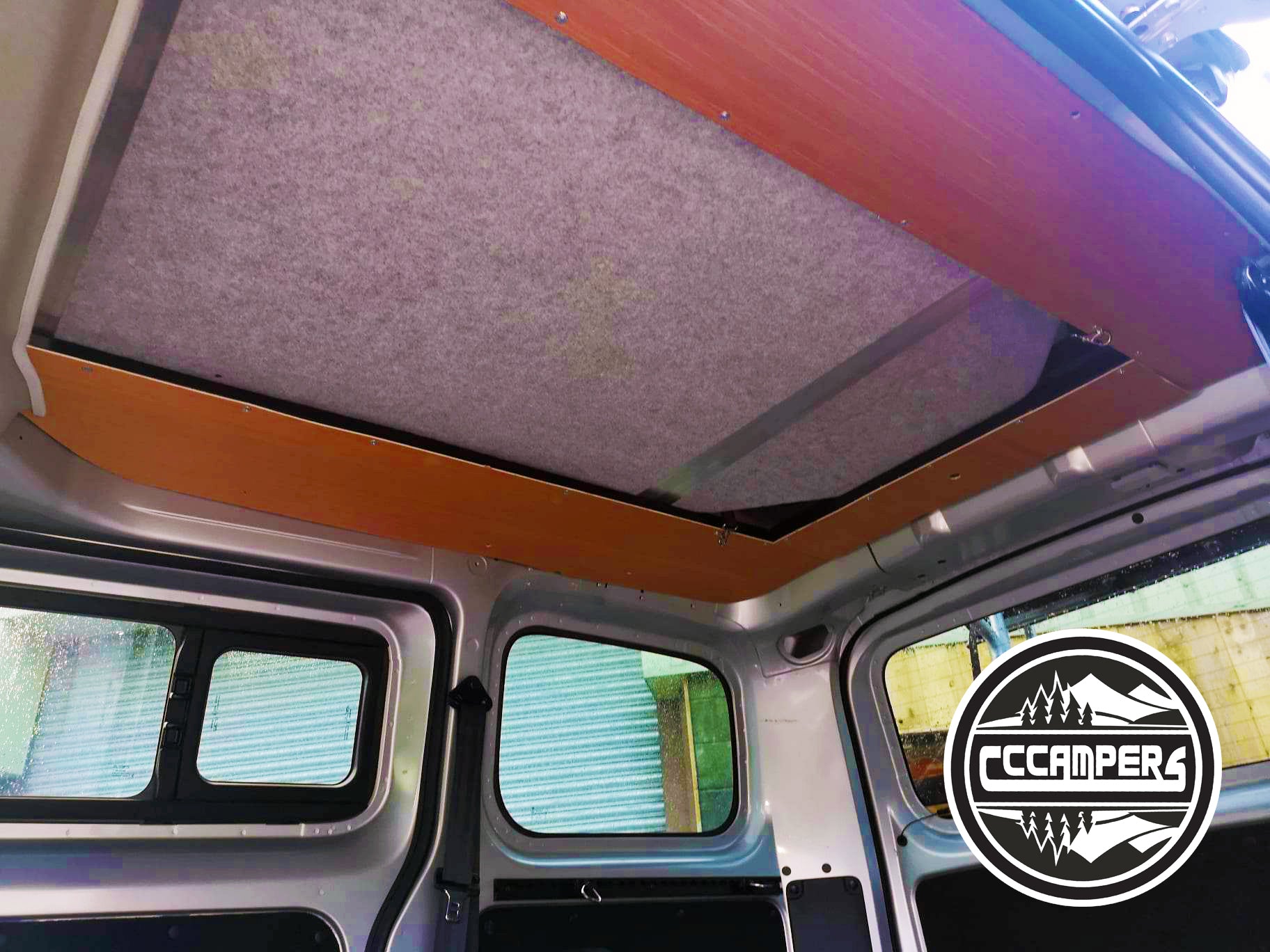 Stargaze Pop Top Elevating Roof For Nissan NV200 - cccampers.myshopify.com